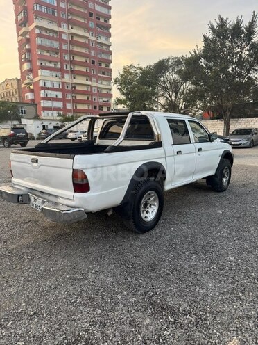 Mitsubishi L200 2005, 491,072 km - 2.5 l - Bakı