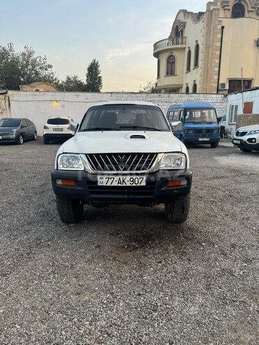 Mitsubishi L200 2005, 491,072 km - 2.5 l - Bakı