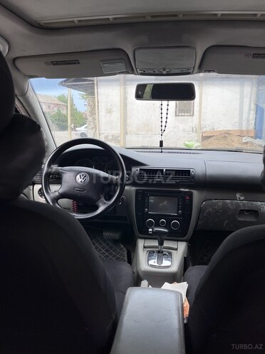 Volkswagen Passat 2004, 275,130 km - 1.8 л - Bakı