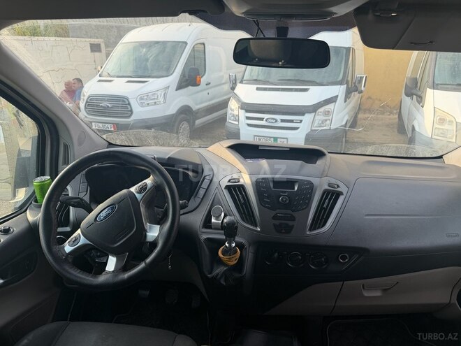 Ford Tourneo Custom 2013, 330,000 km - 2.2 l - Bakı