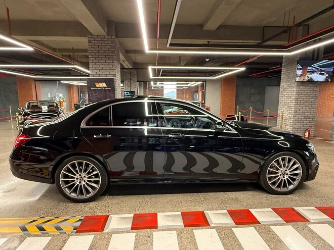 Mercedes E 350 4MATIC 2018, 165,000 km - 2.0 l - Bakı