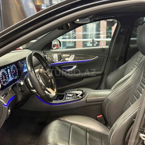 Mercedes E 350 4MATIC 2018, 165,000 km - 2.0 l - Bakı