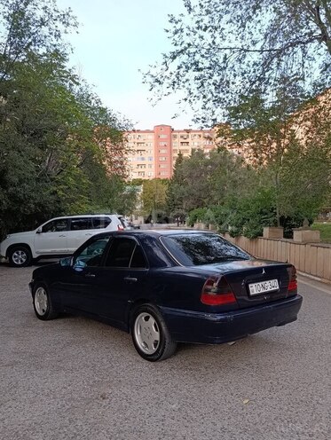 Mercedes C 200 1995, 345,678 km - 2.0 л - Xırdalan