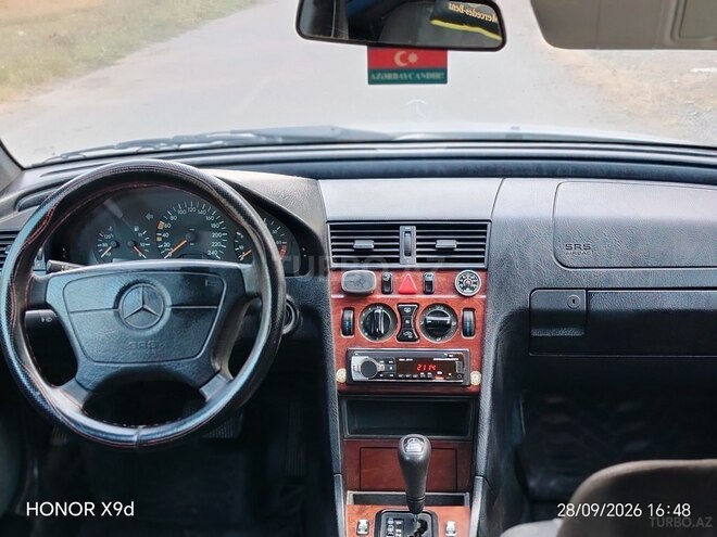 Mercedes C 180 1997, 710,000 km - 1.8 l - Qazax