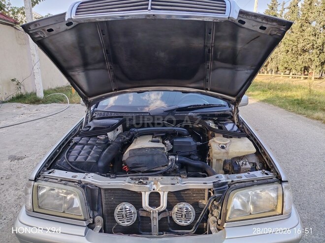 Mercedes C 180 1997, 710,000 km - 1.8 l - Qazax