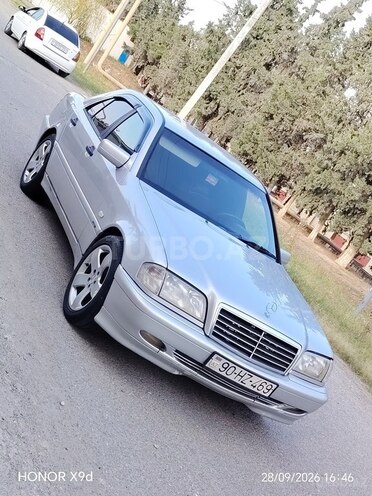Mercedes C 180 1997, 710,000 km - 1.8 l - Qazax