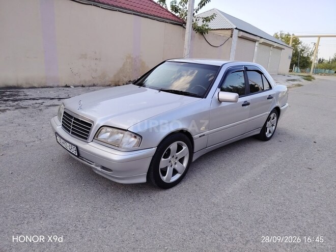 Mercedes C 180 1997, 710,000 km - 1.8 l - Qazax