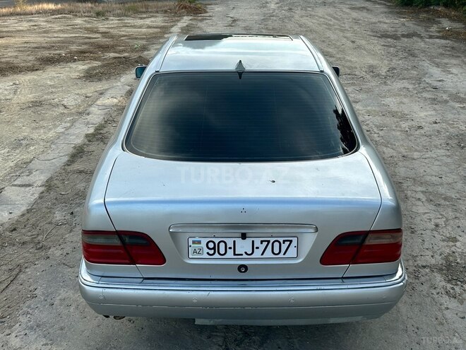 Mercedes E 230 1996, 273,500 km - 2.3 l - Sumqayıt