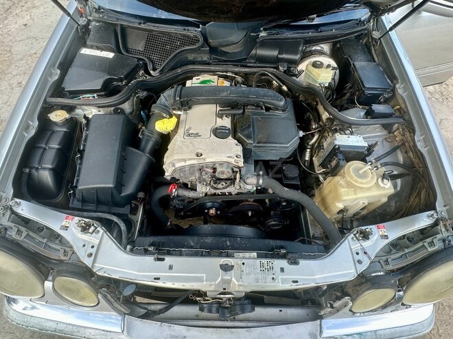 Mercedes E 230 1996, 273,500 km - 2.3 l - Sumqayıt