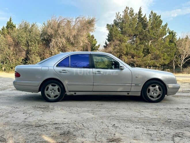 Mercedes E 230 1996, 273,500 km - 2.3 l - Sumqayıt