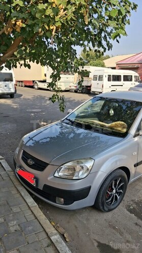 Kia Rio 2006, 269,000 km - 1.4 l - Naxçıvan