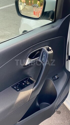 Volkswagen Polo 2018, 115,000 km - 1.6 л - Bakı