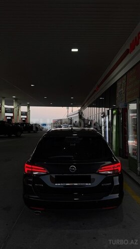Opel Astra 2017, 210,000 km - 1.6 l - Bakı