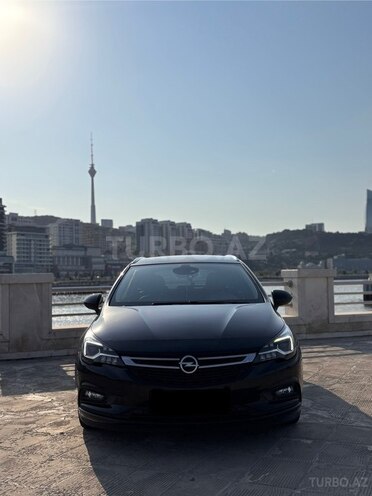 Opel Astra 2017, 210,000 km - 1.6 l - Bakı