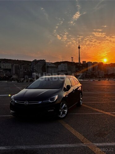 Opel Astra 2017, 210,000 km - 1.6 l - Bakı