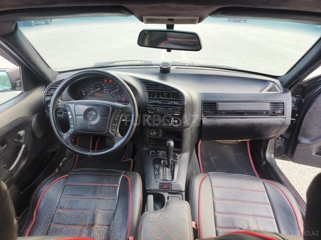 BMW 318 1994, 215,000 km - 1.8 l - Sumqayıt