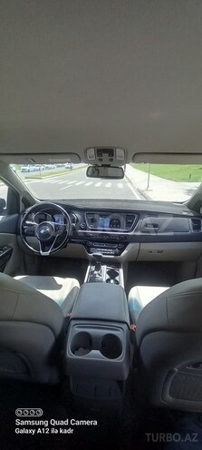Kia Carnival 2017, 295,000 km - 2.2 l - Bakı