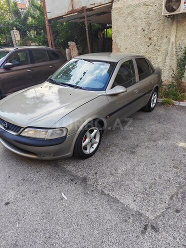 Opel Vectra 1996, 385,000 km - 1.6 l - Bakı