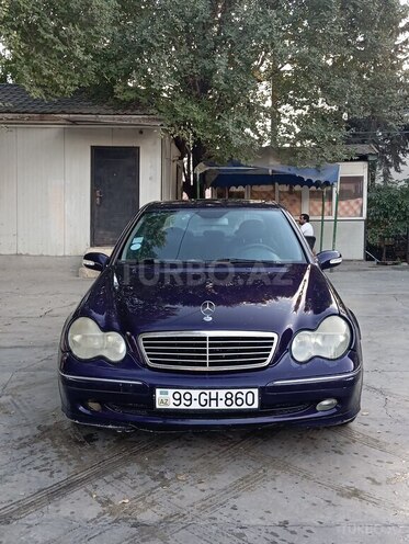 Mercedes C 220 2001, 296,000 km - 2.1 л - Sabirabad