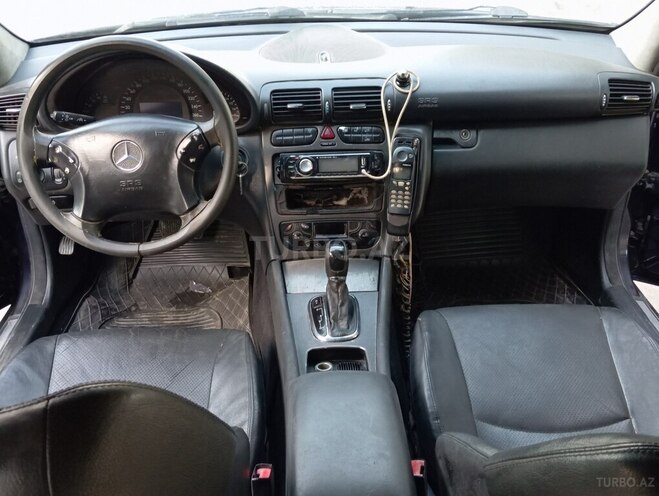Mercedes C 220 2001, 296,000 km - 2.1 л - Sabirabad