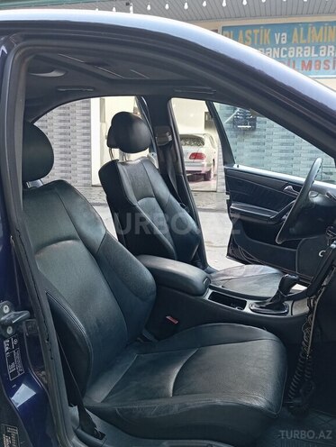 Mercedes C 220 2001, 296,000 km - 2.1 л - Sabirabad
