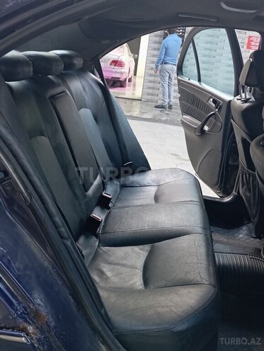 Mercedes C 220 2001, 296,000 km - 2.1 л - Sabirabad