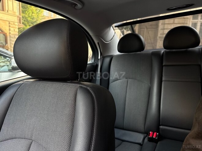 Mercedes E 220 2007, 342,000 km - 2.2 l - Bakı