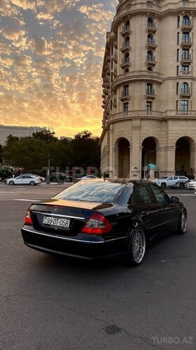 Mercedes E 220 2007, 342,000 km - 2.2 l - Bakı