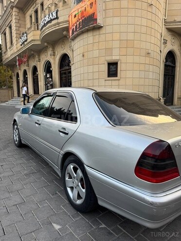 Mercedes E 200 1998, 380,000 km - 2.0 l - Bakı