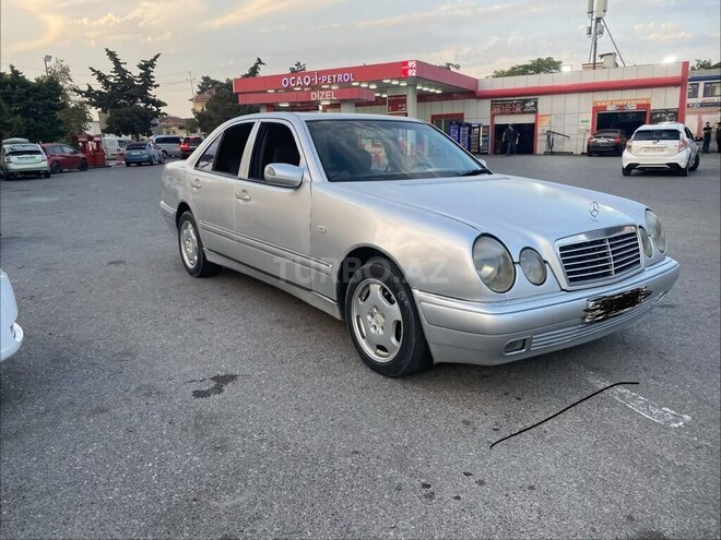 Mercedes E 240 1998, 383,472 km - 2.4 l - Bakı