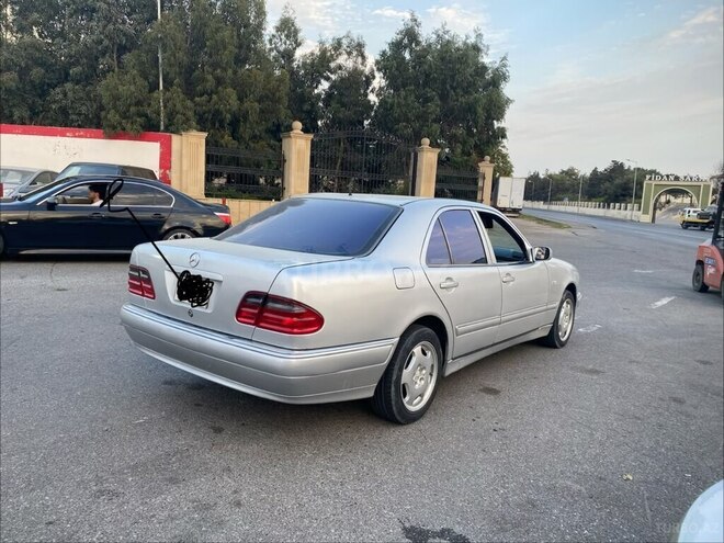 Mercedes E 240 1998, 383,472 km - 2.4 l - Bakı