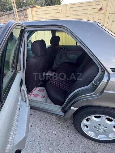 Mercedes 190 1992, 256,000 km - 2.3 l - Sabirabad