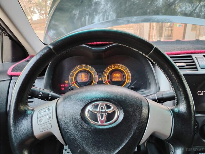 Toyota Corolla 2010, 320,000 km - 1.6 l - Bakı