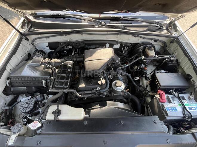 Toyota Land Cruiser Prado 2006, 309,000 km - 2.7 л - Qax
