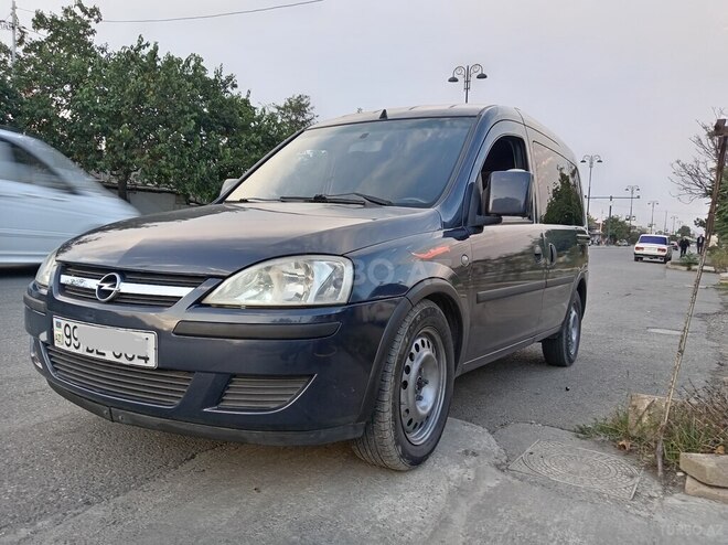 Opel Combo 2007, 300,774 km - 1.3 l - Quba
