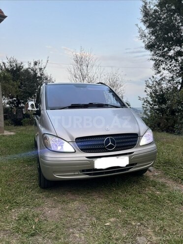 Mercedes  2008, 650,000 km - 2.1 l - Astara