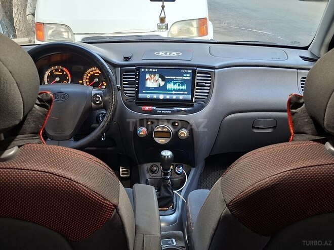 Kia Rio 2006, 422,000 km - 1.5 l - Xırdalan