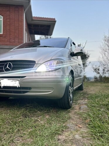 Mercedes  2008, 650,000 km - 2.1 l - Astara