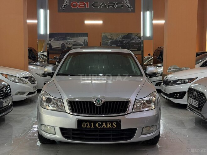 Skoda Octavia 2011, 199,123 km - 1.6 l - Xırdalan