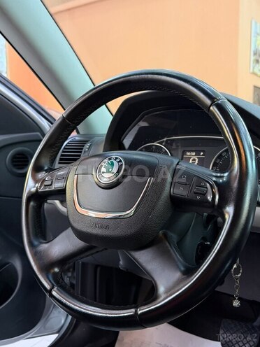 Skoda Octavia 2011, 199,123 km - 1.6 l - Xırdalan