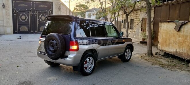 Mitsubishi Pajero io 2000, 350,200 km - 2.0 l - Bakı