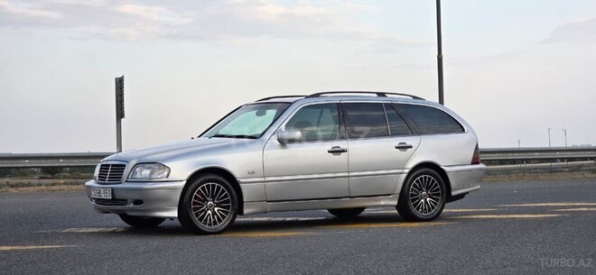 Mercedes C 220 1999, 250,000 km - 2.2 l - Masallı