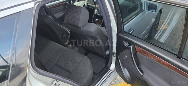 Mercedes C 220 1999, 250,000 km - 2.2 l - Masallı