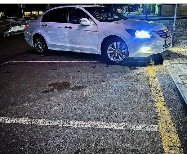Honda Accord 2012, 270,000 km - 2.4 l - Bakı