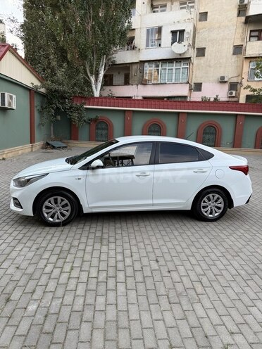 Hyundai Accent 2018, 104,407 km - 1.4 l - Bakı