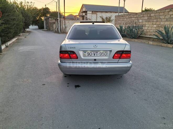 Mercedes E 240 1998, 341,000 km - 2.4 l - Bakı