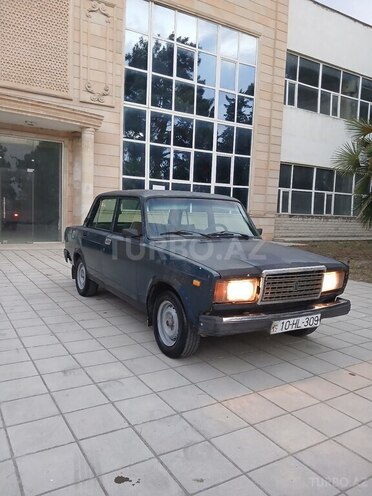 LADA (VAZ) 2107 1985, 24,800 km - 1.6 l - Salyan