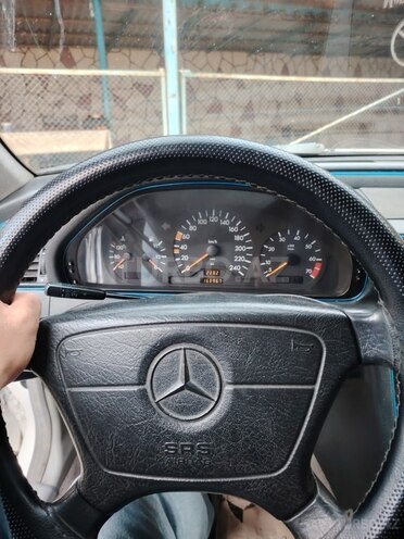 Mercedes C 200 1996, 166,967 km - 2.0 l - Tovuz