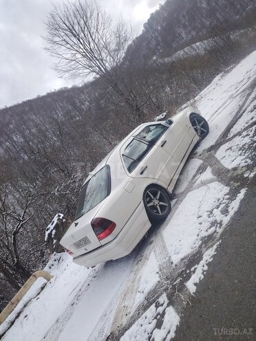 Mercedes C 200 1996, 166,967 km - 2.0 l - Tovuz