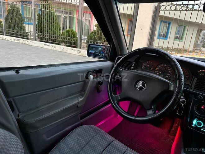 Mercedes 190 1992, 317,124 km - 2.0 l - Bakı